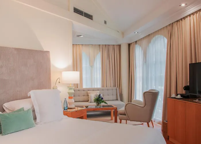Bahia Del Duque Hotel 5*