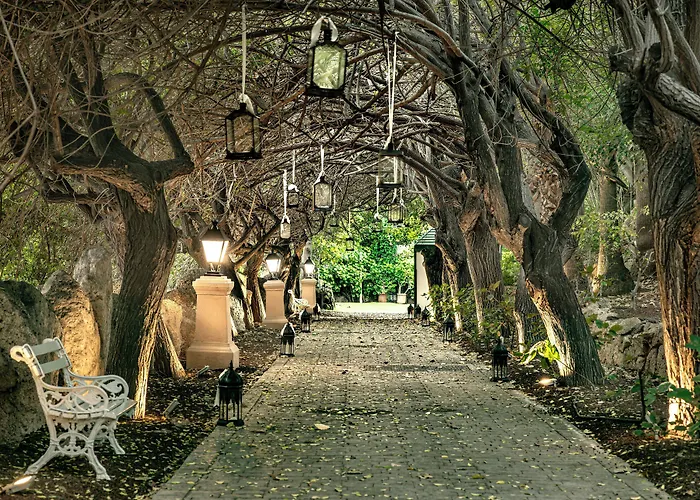 Hotel Bahia Del Duque 5*