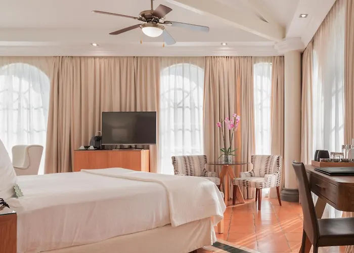 Bahia Del Duque Hotel 5*