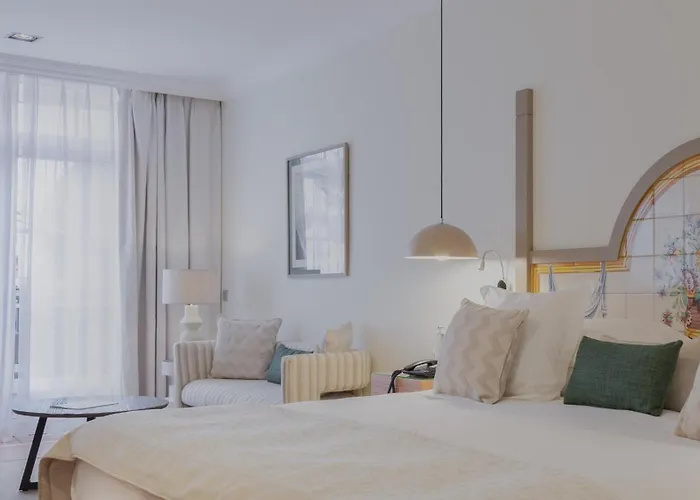 Bahia Del Duque Hotel 5*