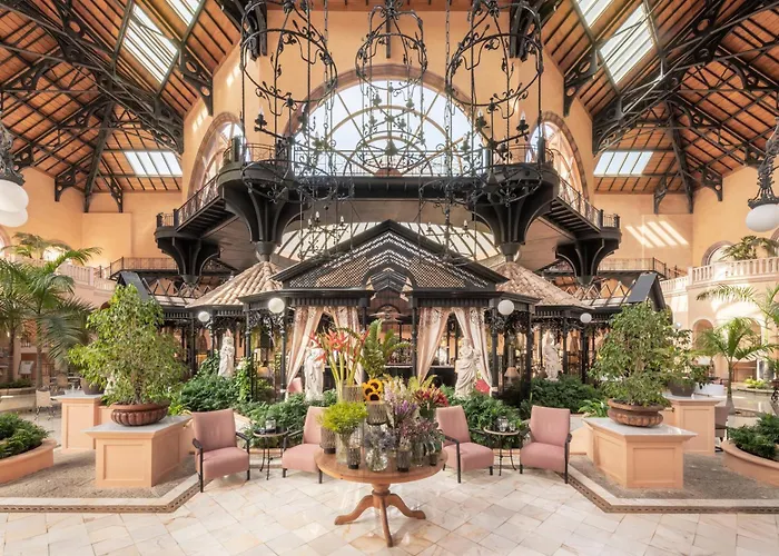 Bahia Del Duque Hotel 5*