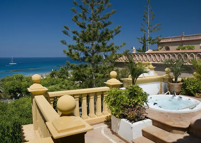 Bahia Del Duque Hotel 5*